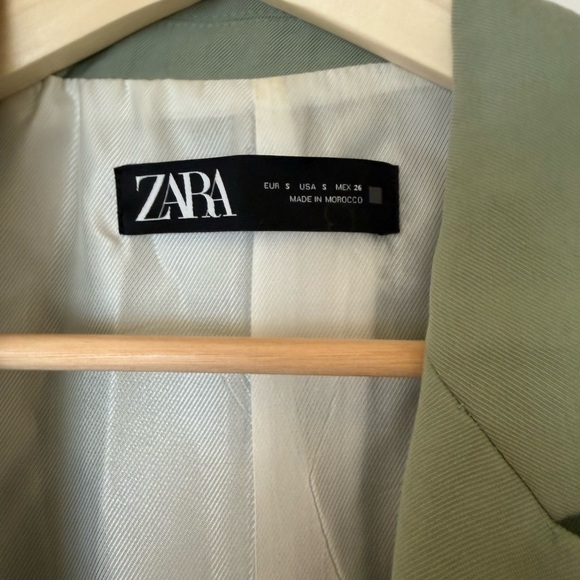 Zara Blazer - Picture 3 of 3